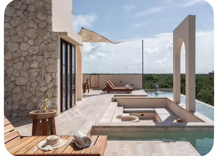 Jungle Penthouse With Private Rooftop Pool Apartment *